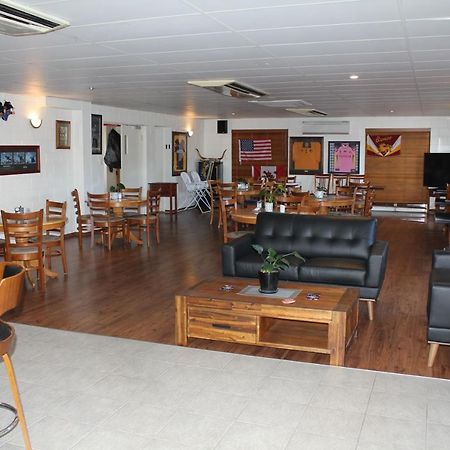 Colonial Rose Motel Townsville Bagian luar foto