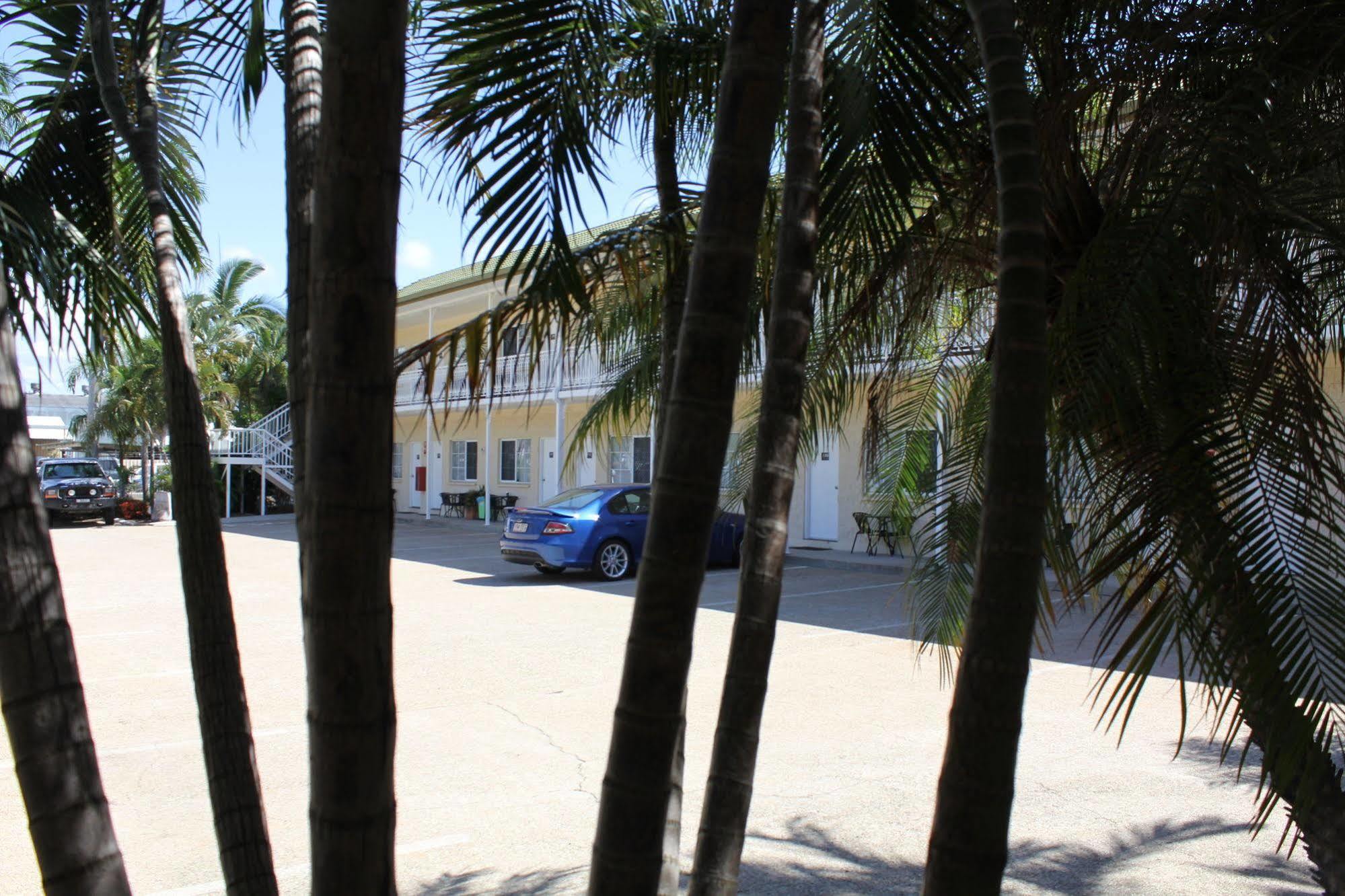 Colonial Rose Motel Townsville Bagian luar foto